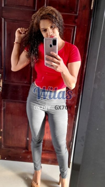 Pamelita, Puta en Tibás