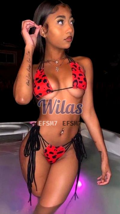 Mariela Pérez, puta en Limón