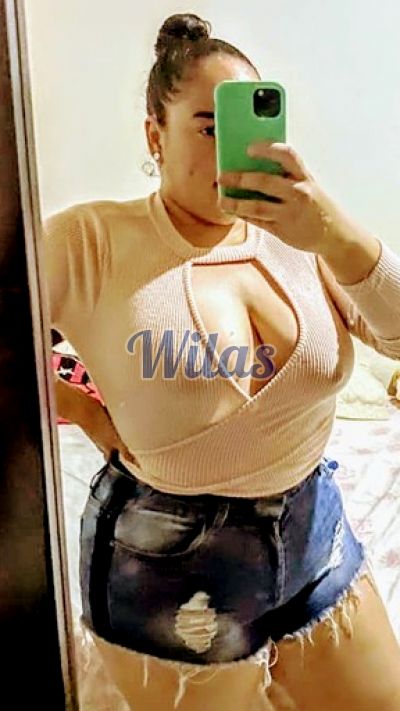 Kbee, escort en San José