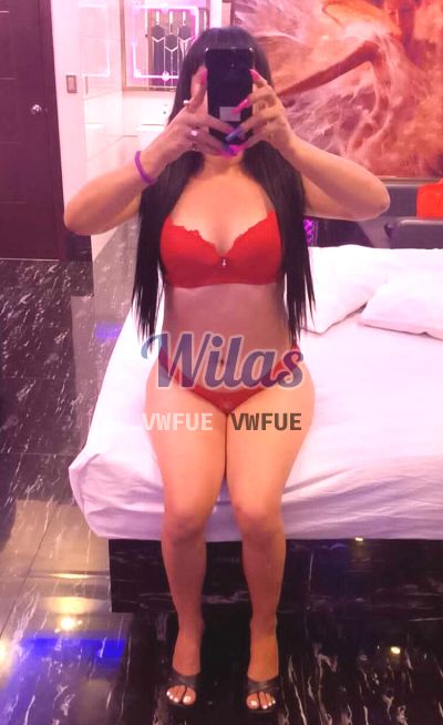 A, escort en San José