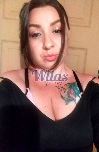 Lau, mujer que hace videollamadas y sexting