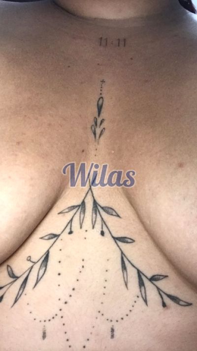Mau, mujer que hace videollamadas y sexting