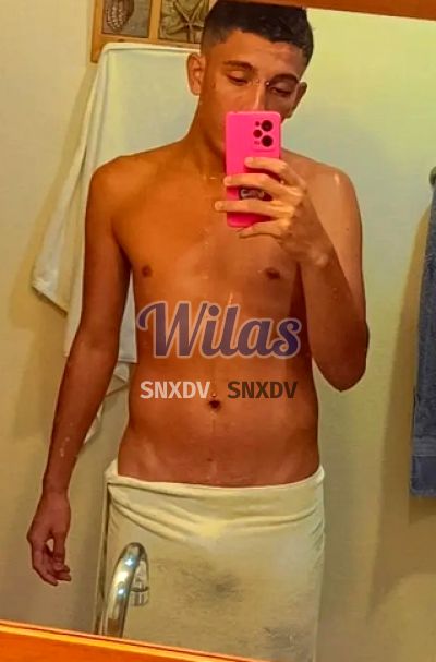 Andy, hombre que da masajes eróticos en Quepos