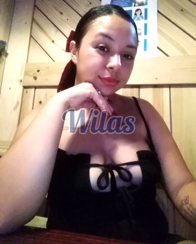 Xiomara, Mujer que da masajes eróticos en San José de Alajuela