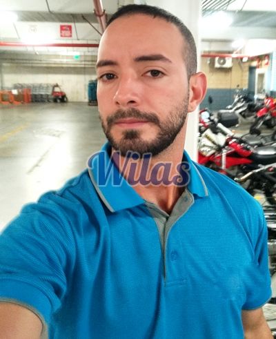 Pablo guzmán, Hombre en San José de Alajuela