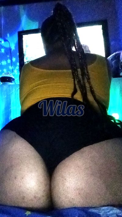 Sw, mujer que hace videollamadas y sexting