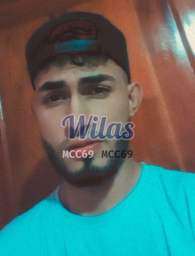 Alejandro González, Hombre en San José
