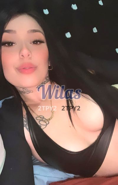 Nicol, mujer que hace videollamadas y sexting