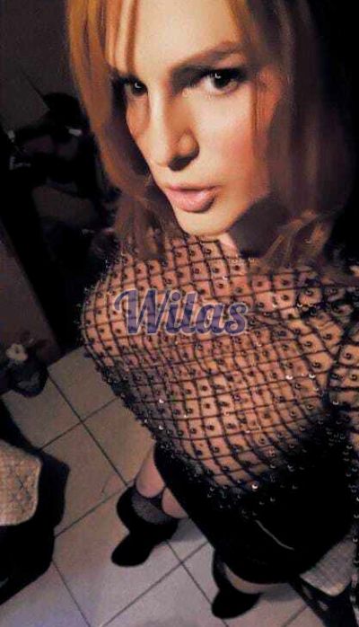 Rubí, travesti que da masajes eróticos en San José