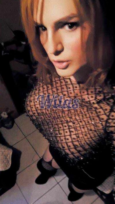 Rubí, travesti que da masajes eróticos en San José