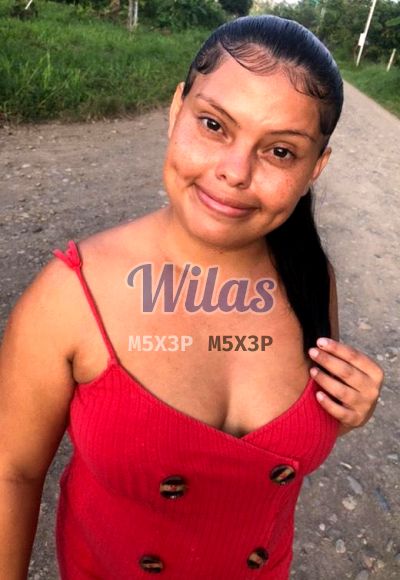 Juliana, puta en Limón