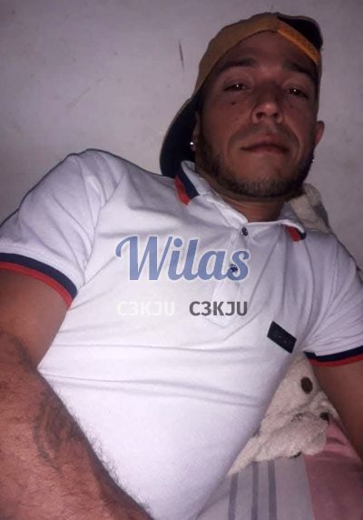 Jhon, hombre en San José de Alajuela