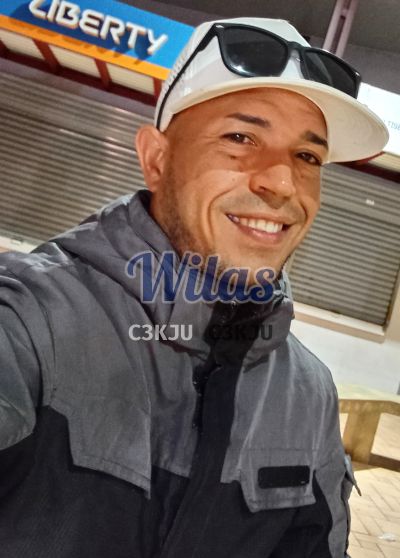 Jhon, hombre en San José de Alajuela