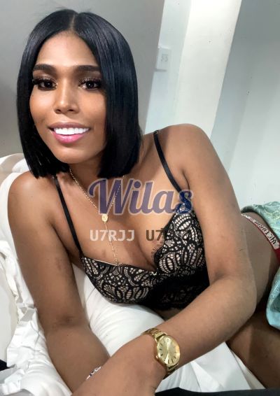 Naquira, transexual en San José