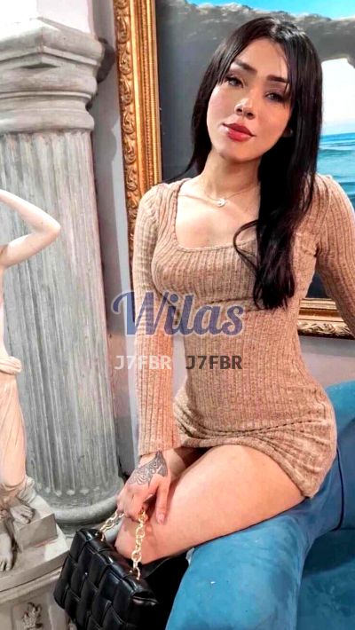 Roselyn, travesti en San José