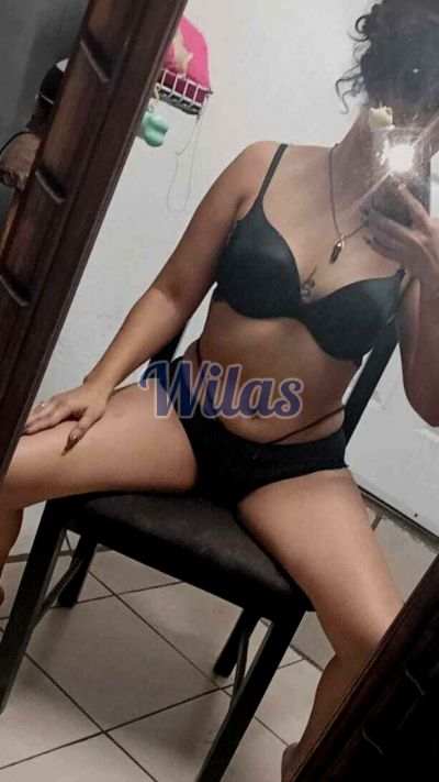Aisha, puta en San José