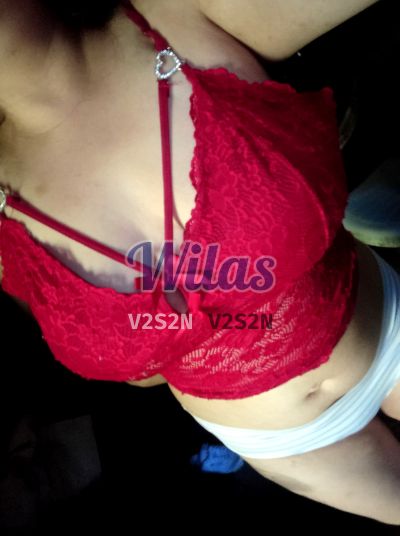 Candy, mujer que hace videollamadas y sexting