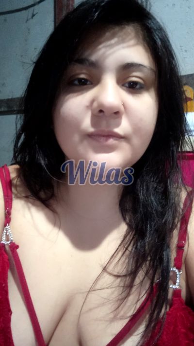 Candy, mujer que hace videollamadas y sexting