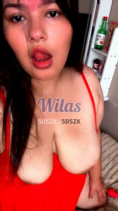 Gordita sexy, mujer que hace videollamadas y sexting