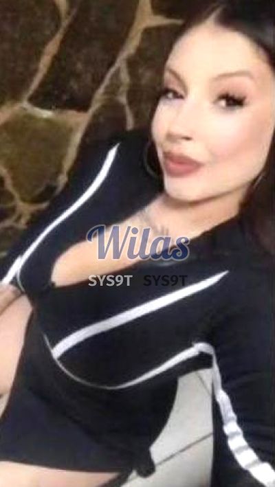 Mel 64695679, mujer que hace videollamadas y sexting