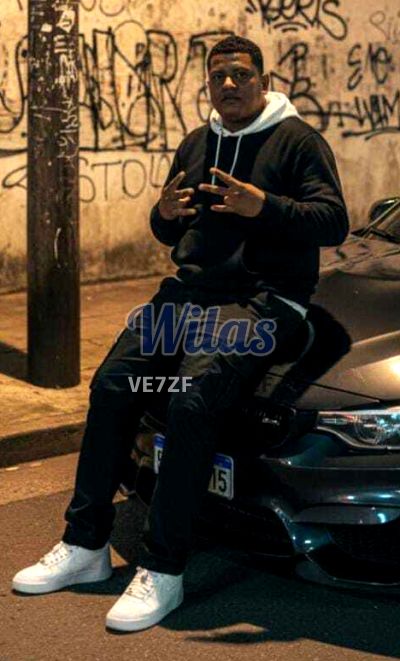 Lesther, hombre en Alajuela