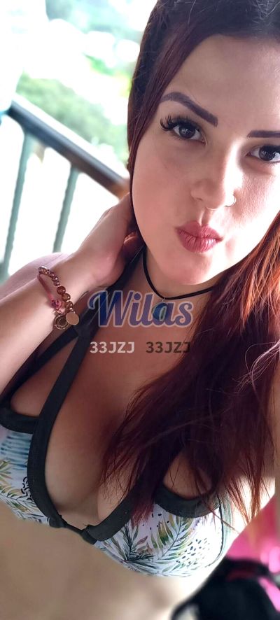 Luna 70084621, mujer que hace videollamadas y sexting