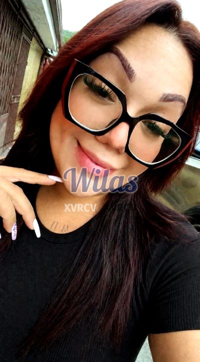 Pao 70609725, mujer que hace videollamadas y sexting