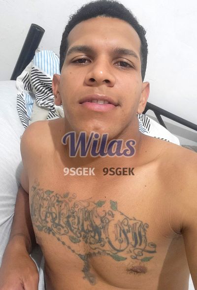 Alejandro 62119425, hombre que hace videollamadas y sexting