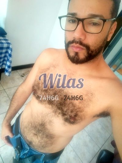 Anibal, hombre que da masajes eróticos en San José