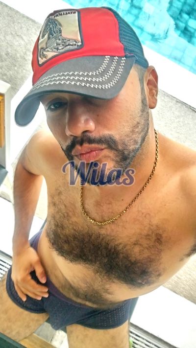 Anibal, hombre que da masajes eróticos en San José