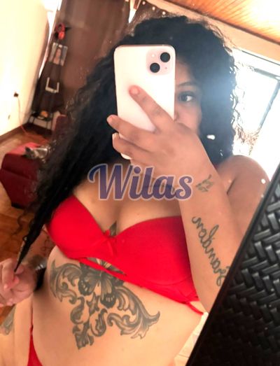 Chinita 61280862, mujer que hace videollamadas y sexting