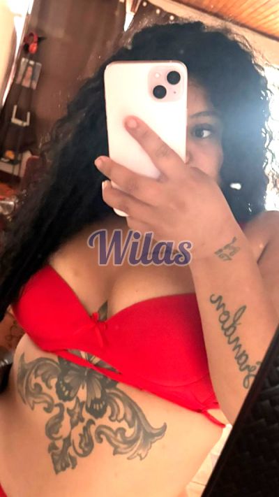 Chinita 61280862, mujer que hace videollamadas y sexting