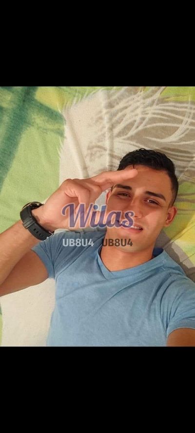 Carlos 63877945, hombre en Liberia