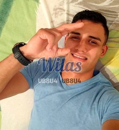 Carlos 63877945, hombre en Liberia