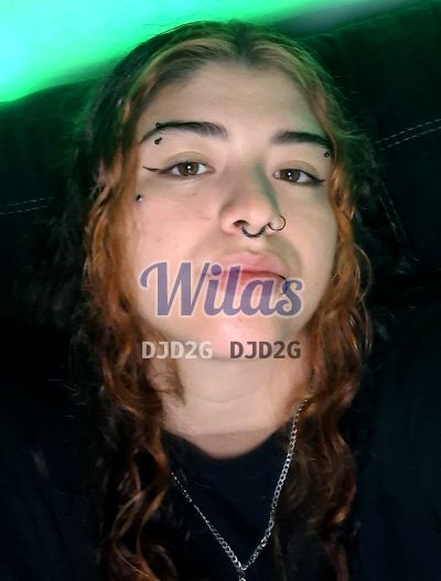 Esme 63353576, mujer que hace videollamadas y sexting